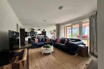 5 Artists Avenue, Beachlands