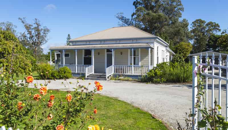 12 Pine Street, Mangapapa