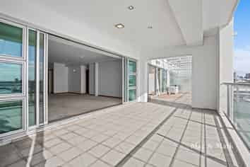 64/145 Quay Street, Auckland Central