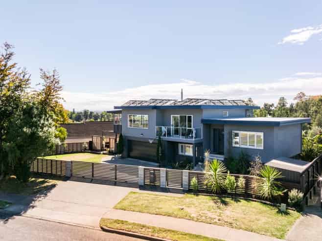 37 Tauroa Road, Havelock North