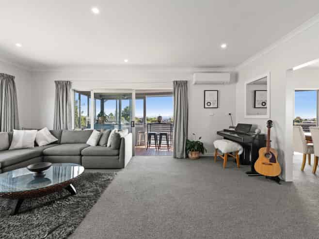 37 Tauroa Road, Havelock North