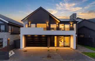 17 Humenga Place, Long Bay