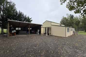 Barn/1179 Hinakura Road , Martinborough