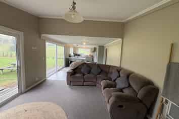 Barn/1179 Hinakura Road , Martinborough