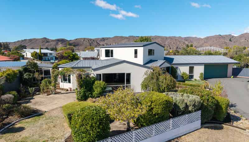 35 Orchard Drive, Alexandra