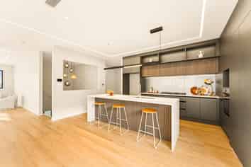 12 Saw Lane, Swanson