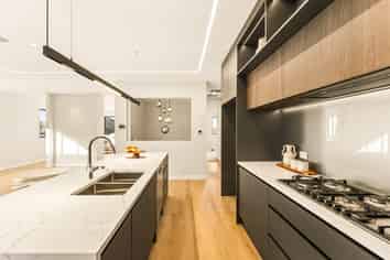 12 Saw Lane, Swanson