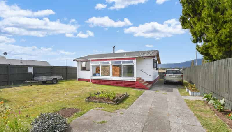 8 Kahikatea Street, Murupara