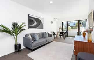 19/ Rossmay Terrace, Mount Eden