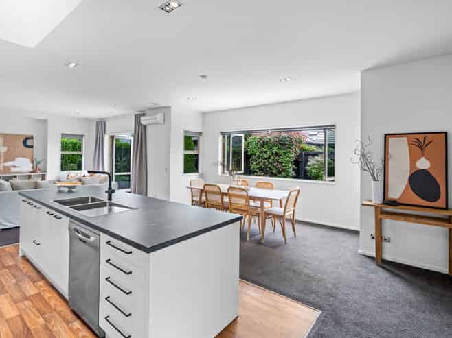 5 Millpark Place, Northwood