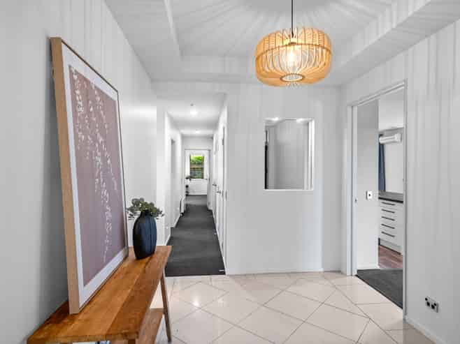 5 Millpark Place, Northwood