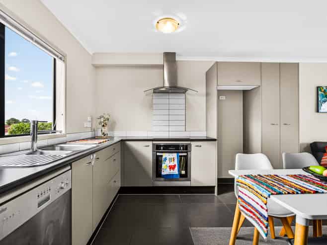 213/172 McLeod Road, Te Atatu South