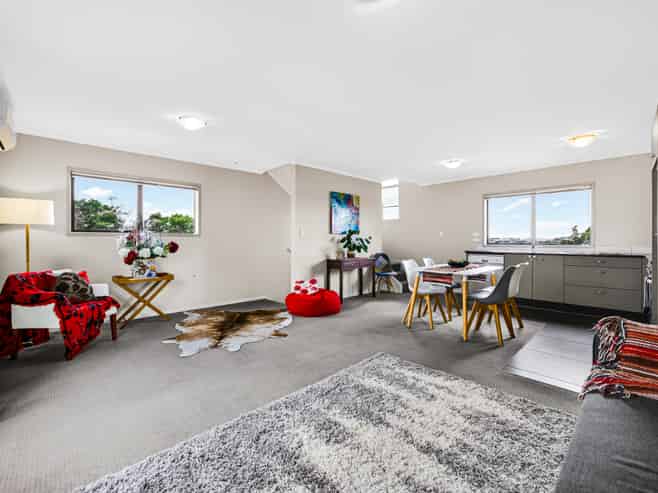 213/172 McLeod Road, Te Atatu South