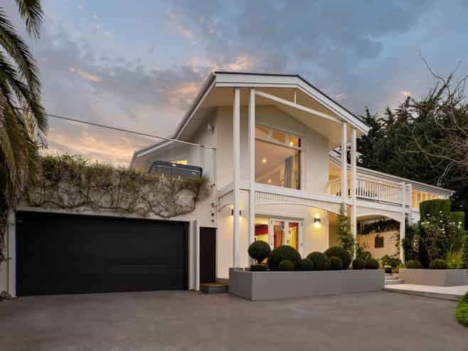 23 and 23A Balmoral Lane, Redcliffs