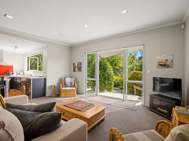 12 Albro Lane, Algies Bay