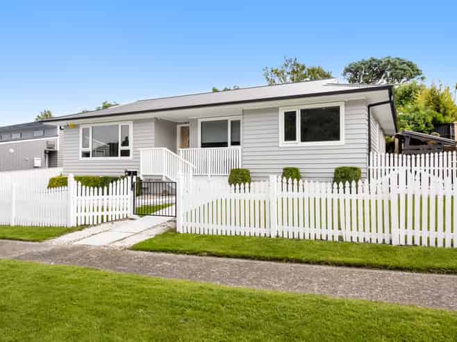 185 Major Drive, Kelson