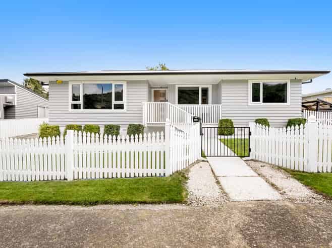 185 Major Drive, Kelson