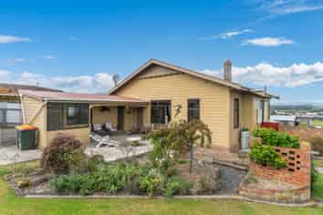 11 Lowestoft Street, BALCLUTHA