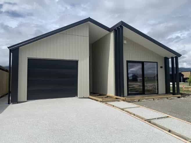 17 Guthrie Street, Lake Hawea