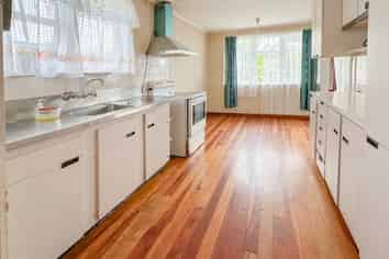 3 Valdale Road, Henderson