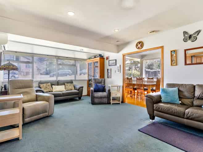 238 New Windsor Road, New Windsor