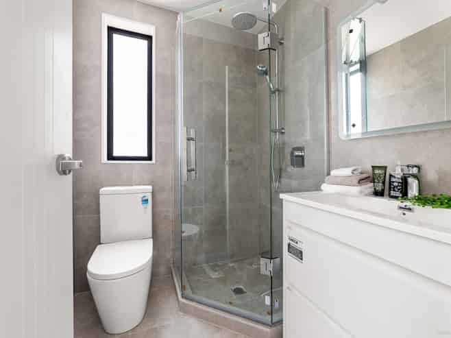 1/735 East Coast Road, Browns Bay