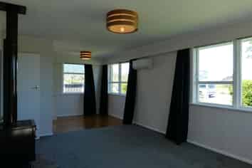 62A Kapiti Rd, Paraparaumu