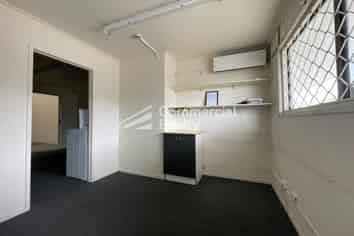 208Sqm Vacant Possession – East Tamaki