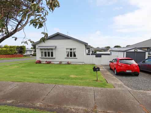 44 Margaret Street, Glengarry