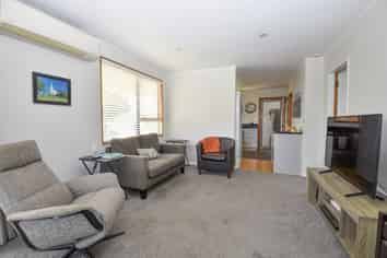 41 Woodward Street East , Featherston