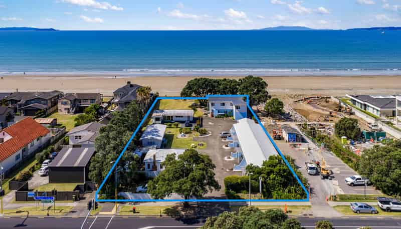 387-391 Hibiscus Coast Highway, Orewa