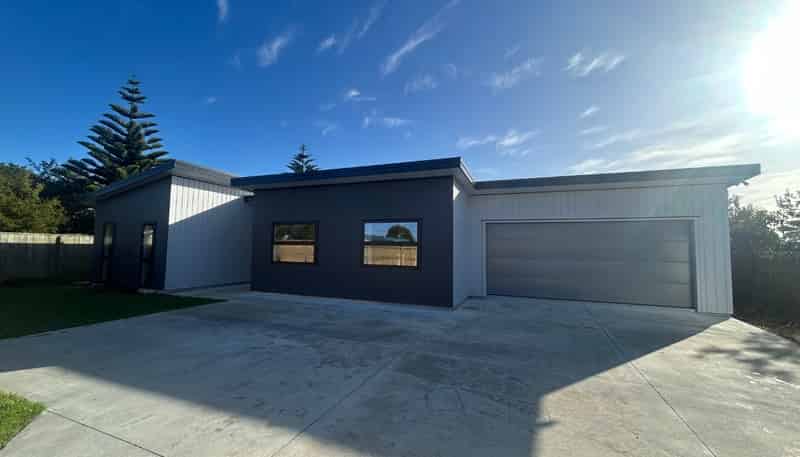 20 Hokio Beach Road, Levin