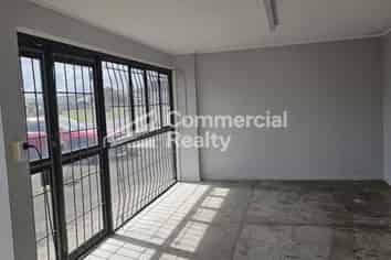 Refurbished Office/Warehouse With Profile