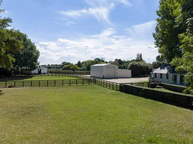 383 Matangi Road, Matangi