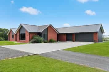 402 Lake Road, Horsham Downs