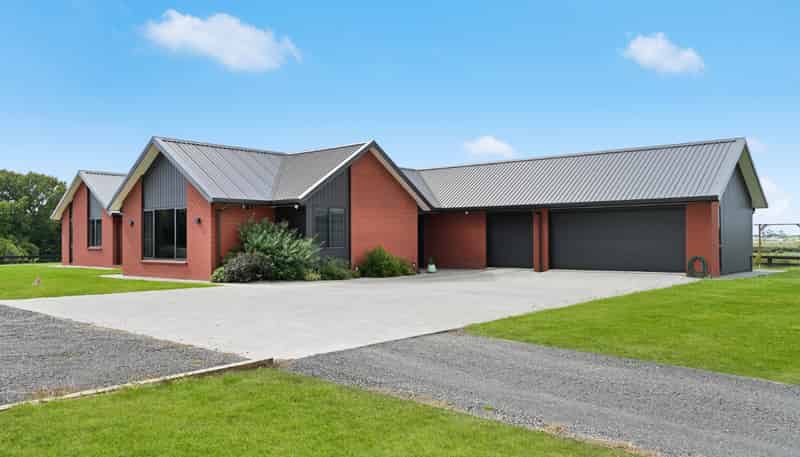 402 Lake Road, Horsham Downs