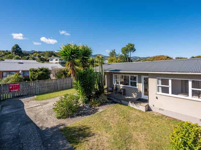 2/235 Annesbrook Drive, Wakatu