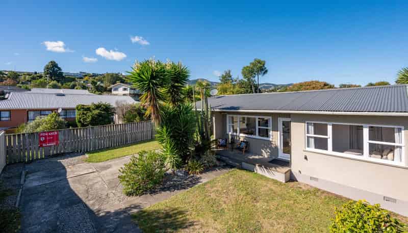 2/235 Annesbrook Drive, Wakatu