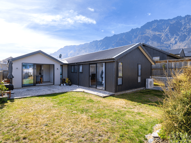 11 Till Street, Jacks Point