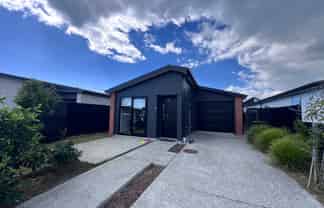 7 Empire Crescent, Papamoa