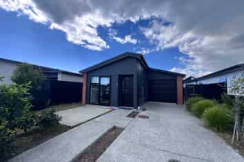 7 Empire Crescent, Papamoa