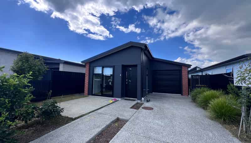 7 Empire Crescent, Papamoa