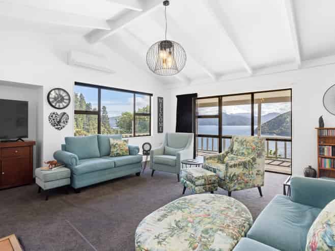 424 Port Underwood Road, Whatamango Bay