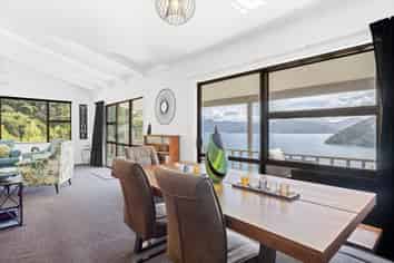424 Port Underwood Road, Whatamango Bay