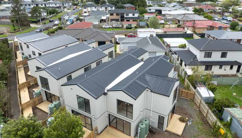 2/30 Tawa Crescent, Manurewa