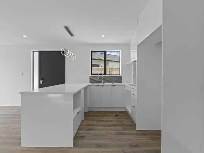 2/30 Tawa Crescent, Manurewa