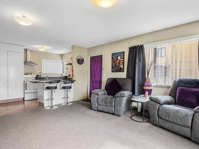 Units 3 an/36 Mathesons Road, Phillipstown