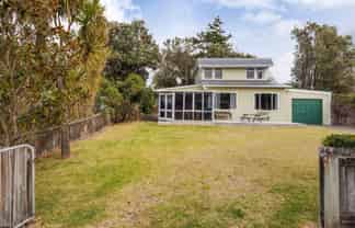 111 Koputara Road, Himatangi Beach