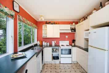 111 Koputara Road, Himatangi Beach