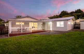 11 Transom Close, Whitby